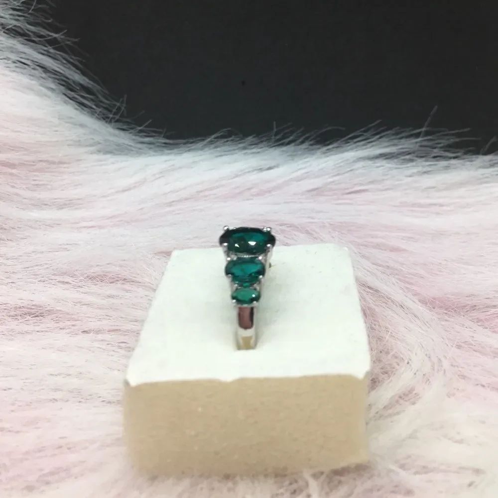 Turquoise Crystal Ring‎  - Picture 2 of 2